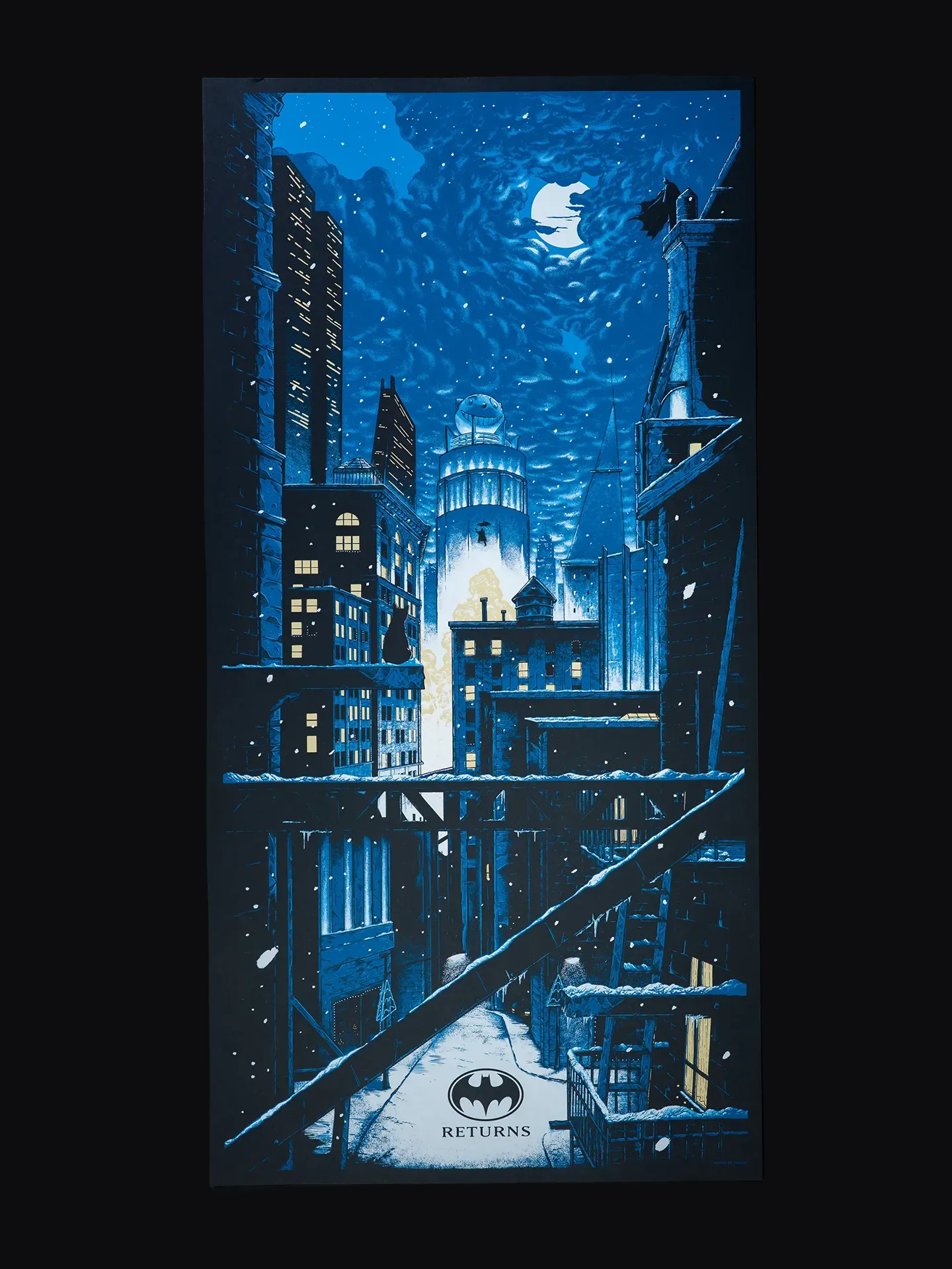 Packshot de l'estampe / affiche de film alternative réalisée par l'illustrateur Johrice pour le film "Batman Return" de Tim Burton. Imprimée par Sacrés Caractères à Lyon.
